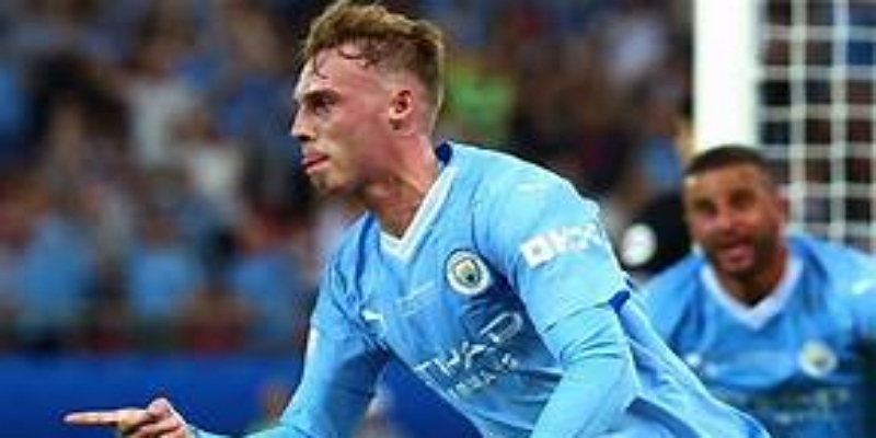 在线百家乐解析欧洲中场市场：米林科维奇与楚阿梅尼双核心引爆转会格局-在线百家乐